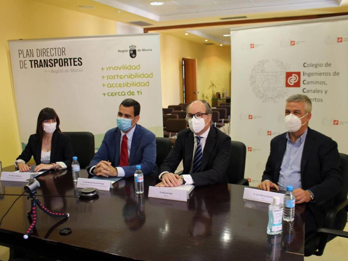 Los autobuses pasarán por las estaciones de tren para que se pueda completar el viaje en cercanías