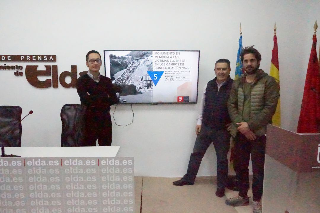 El monumento está elaborado por un bloque de piedra de casi 5 toneladas