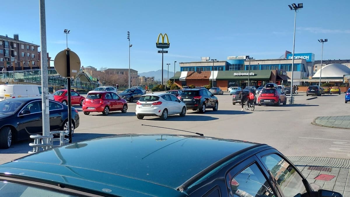 Los aparcamientos disuasorios de la ZBE en Ponferrada contarán con casi 700 sensores para informar de las plazas libres