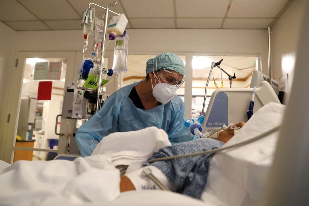 Unidad de Cuidados Intensivos, en un hospital de California (EEUU). 