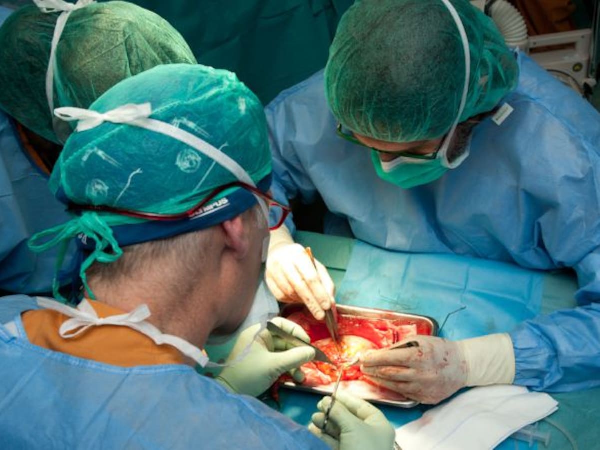 Menys espera per anar a l'especialista però més per operar