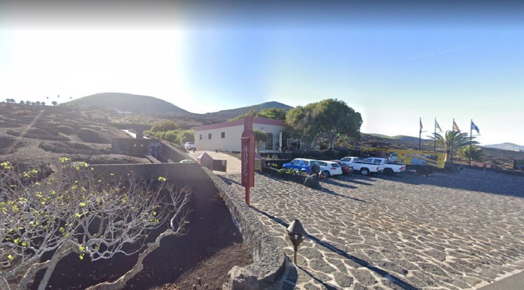 Entrada a la bodega Stratus, en La Geria.