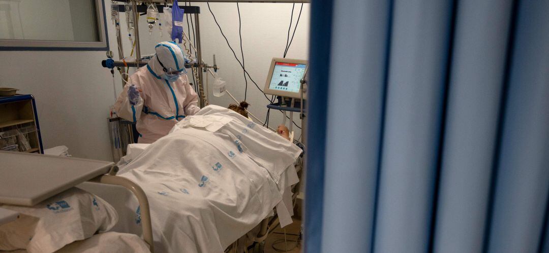 El Hospital Severo Ochoa continúa bajando la presión del coronavirus, si bien otros centros mantienen sus niveles de ingresos