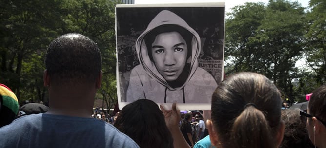 Los propios padres de Martin han encabezado dos de las manifestaciones. En concreto, la madre de Martin, Sybrina Fulton, y su hermano, Jahvaris, han estado en Nueva York; mientras que el padre del adolescente, Tracy, ha liderado la concentración de Miami.