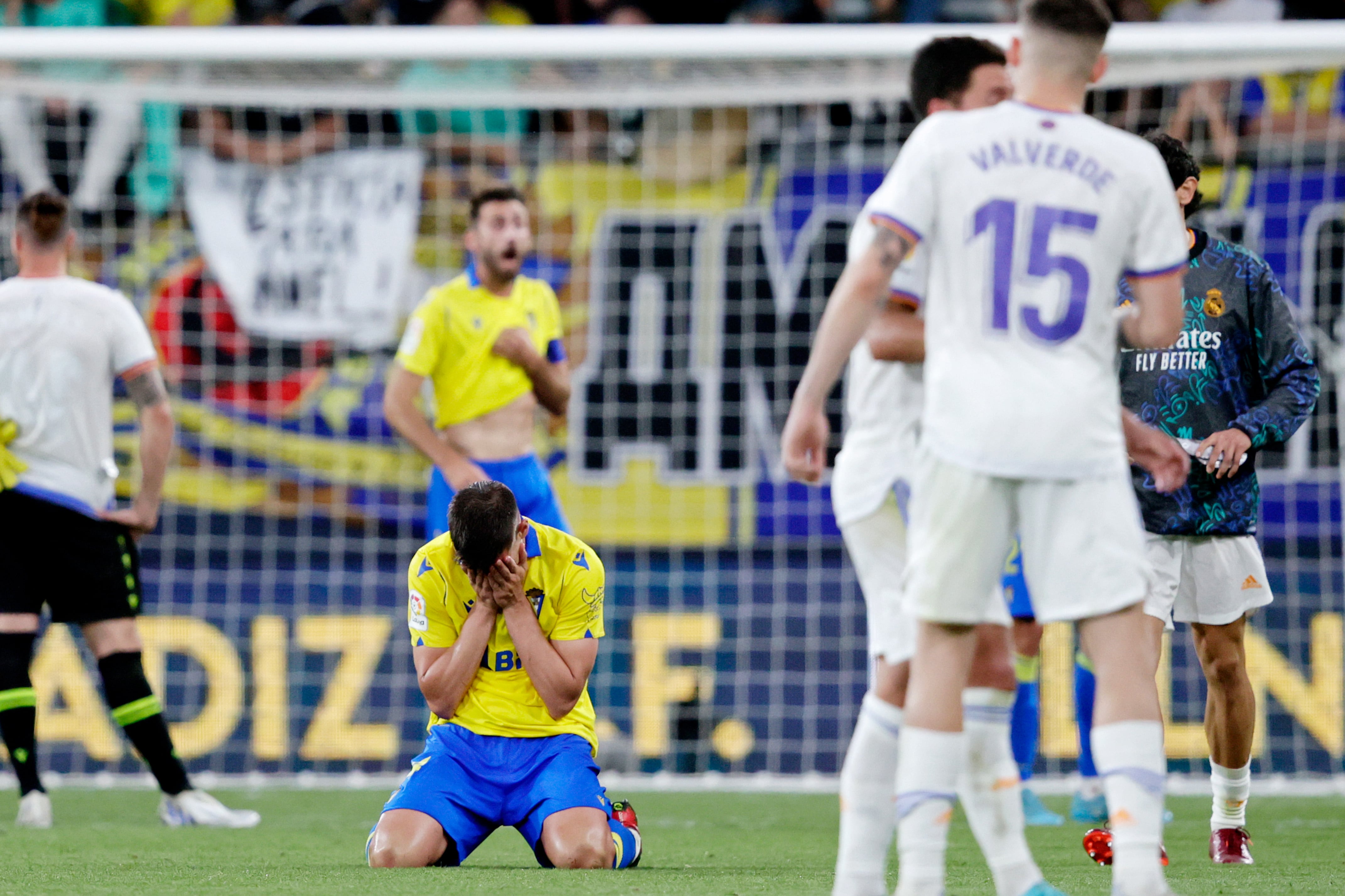 El Cádiz se mete en un lío y duerme en los puestos de descenso de la Liga Santander (Photo by David S. Bustamante/Soccrates/Getty Images)