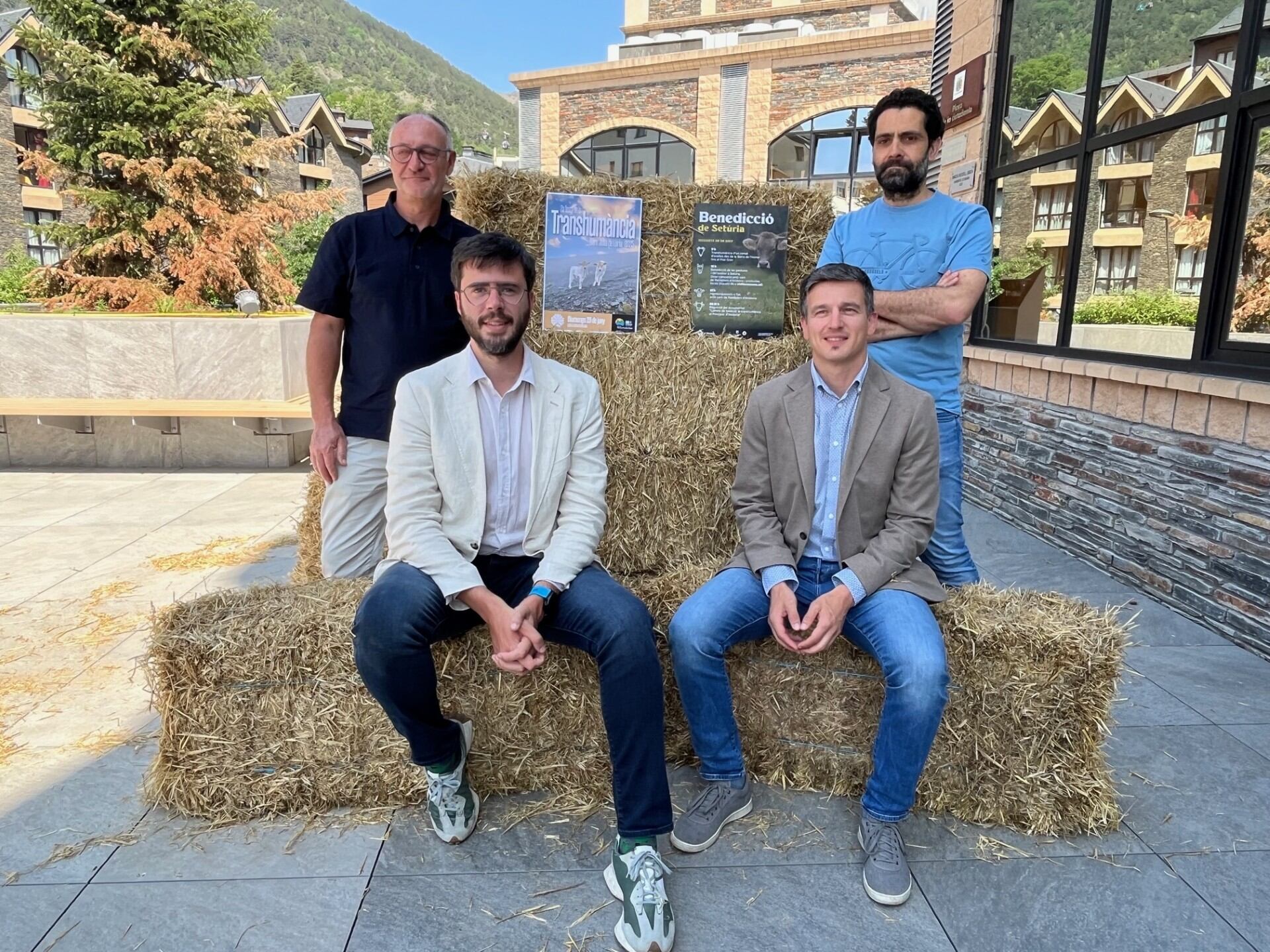 El cònsol major de Sant Julià, Cerni Cairat, i el cònsol menor de la Massana, Roger Fité