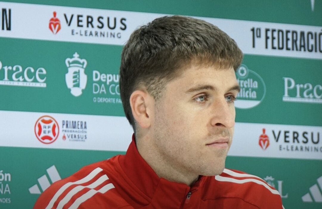 Markel Artetxe, este miércoles en rueda de prensa en A Malata (foto: Racing Club Ferrol)