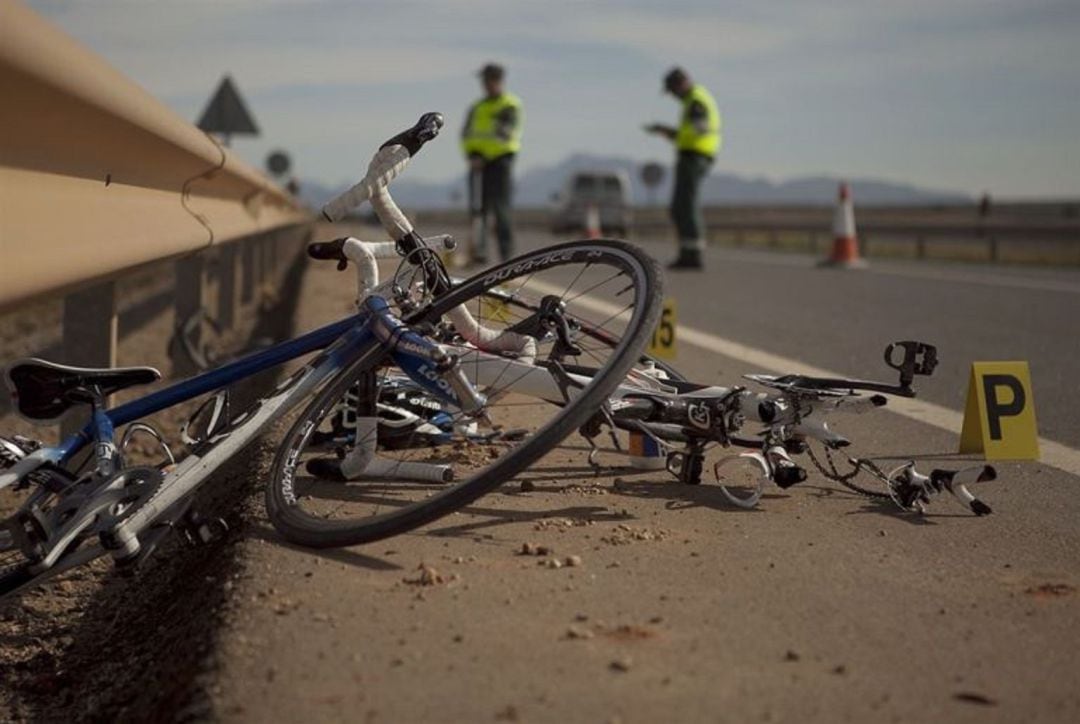 Fallece el ciclista que fue arrollado por un coche en la carretera de Inca a Muro