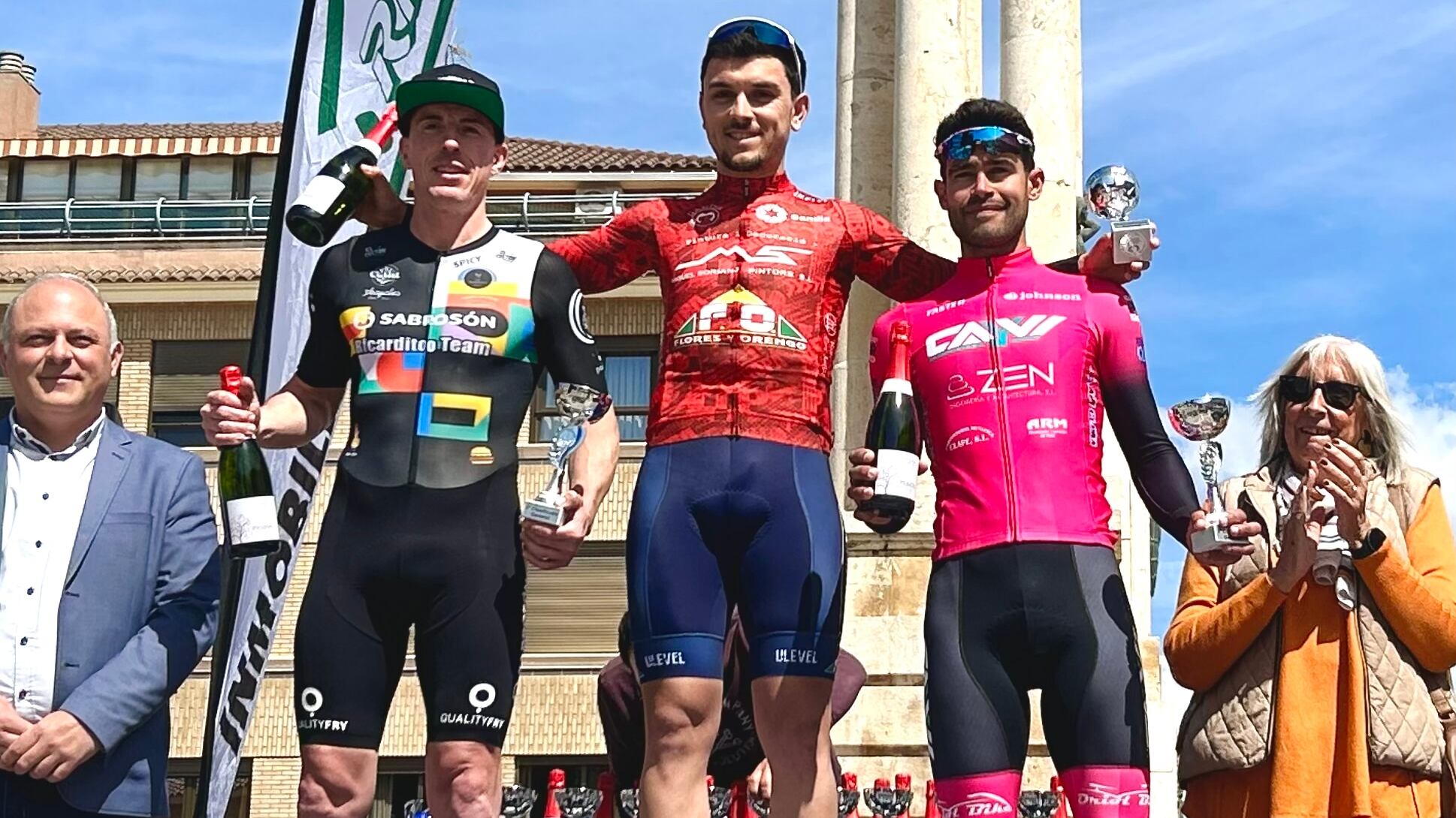 Sergio Verdú en el podio de Requena