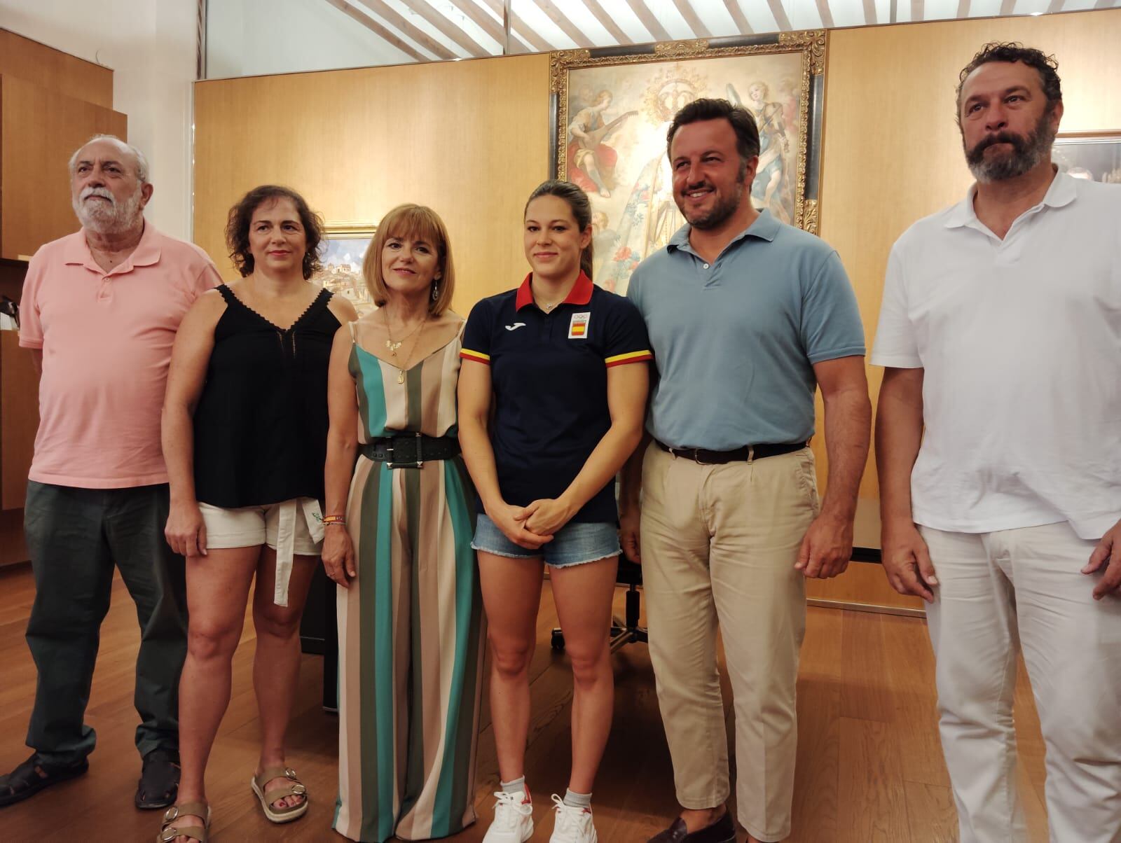 Un momento de la recepción a Ángela Martínez Guillén en el Ayuntamiento de Elche