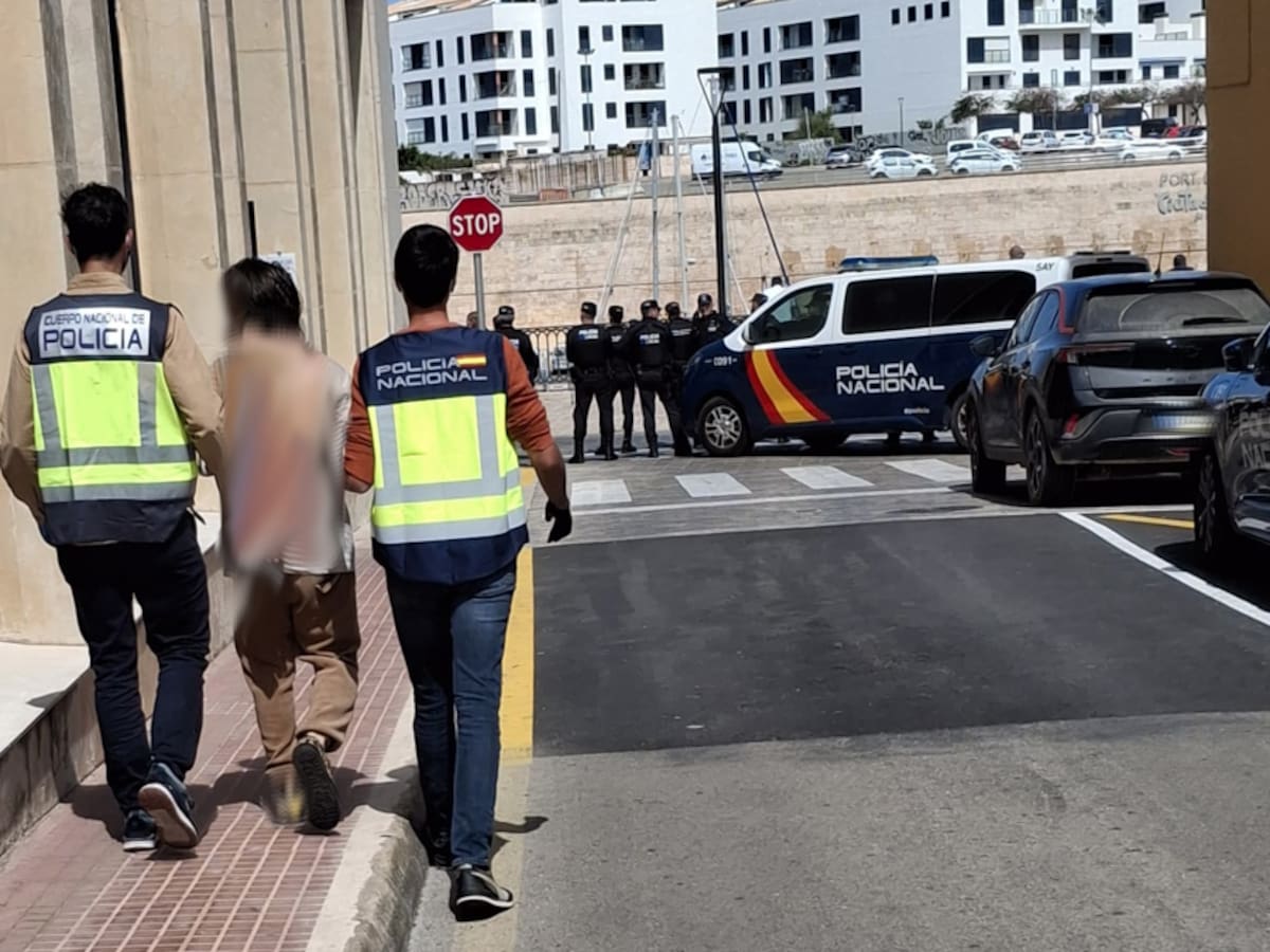 Detinguts un pare i un fill per intent d'homici després de disparar un home