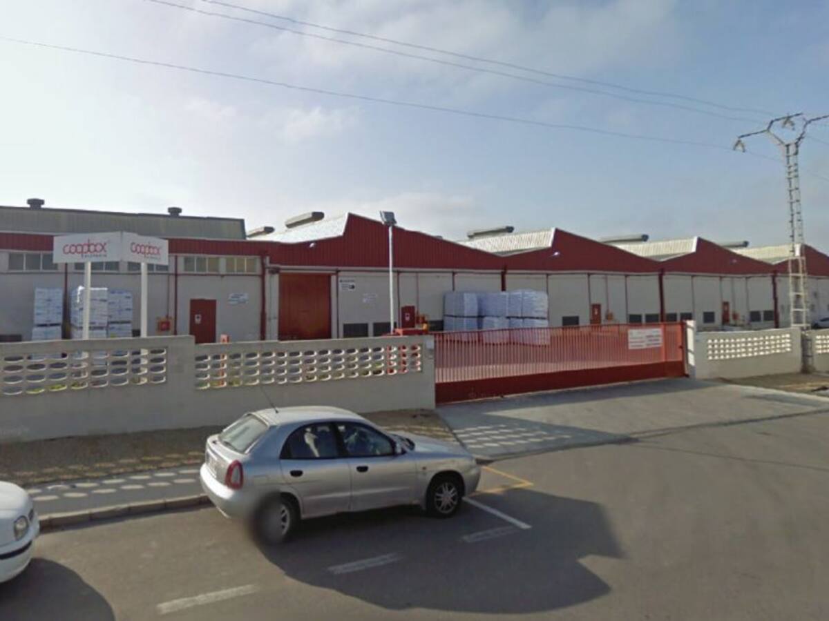Coopbox Hispania echa el cierre en Lorca y despide a 82 empleados