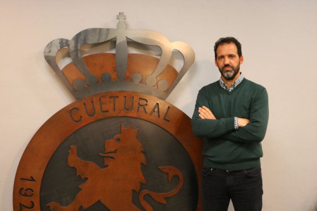 La Cultural pone su futuro deportivo en manos de Ramón González