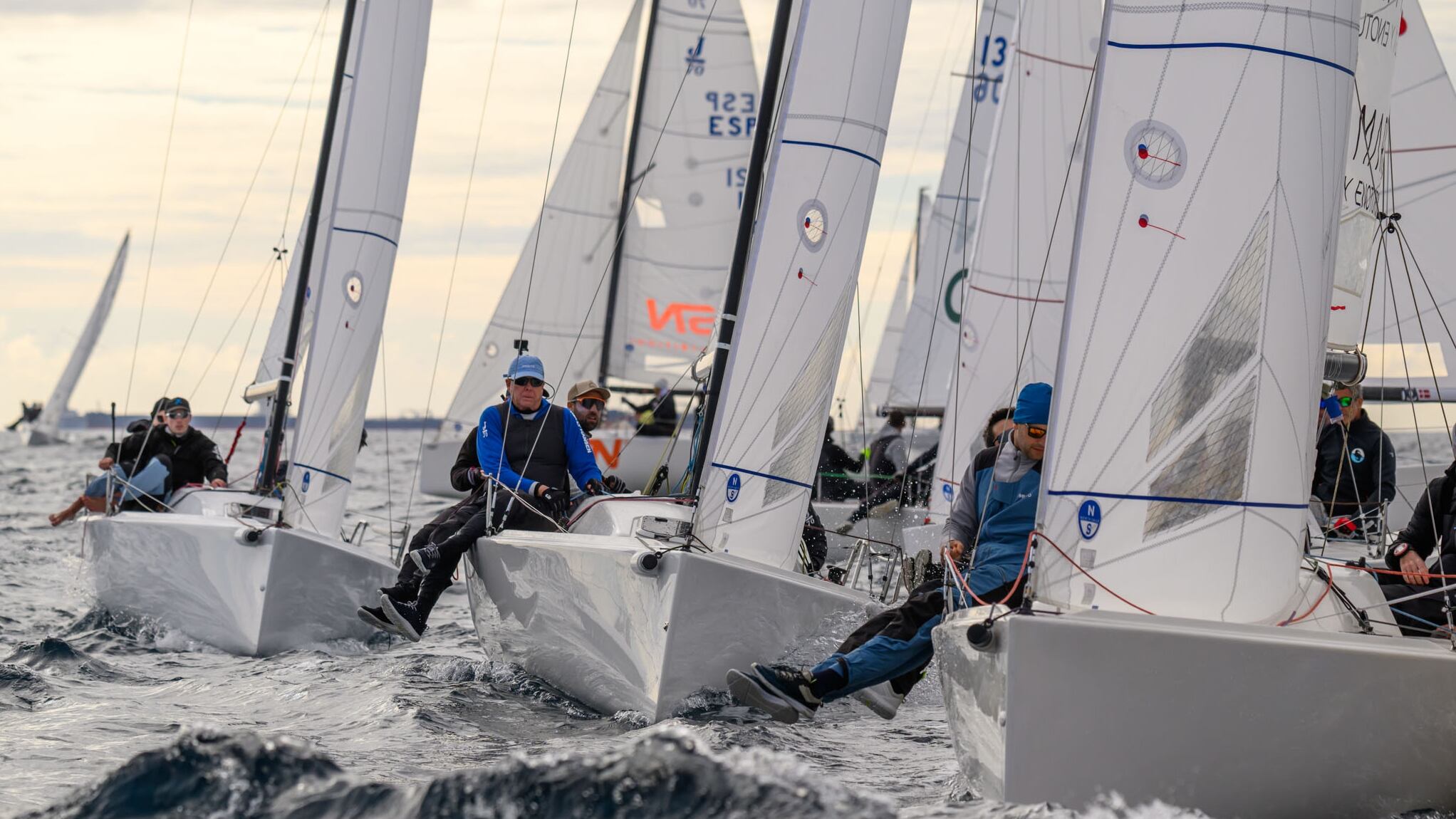 El Let it be J70, del Real Club Náutico Dénia, en el cuarto evento de las Barcelona International Winter Series