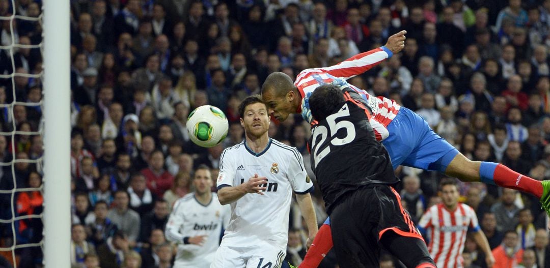 Joao Miranda marca el tanto decisivo en la final de la Copa del Rey del año 2013