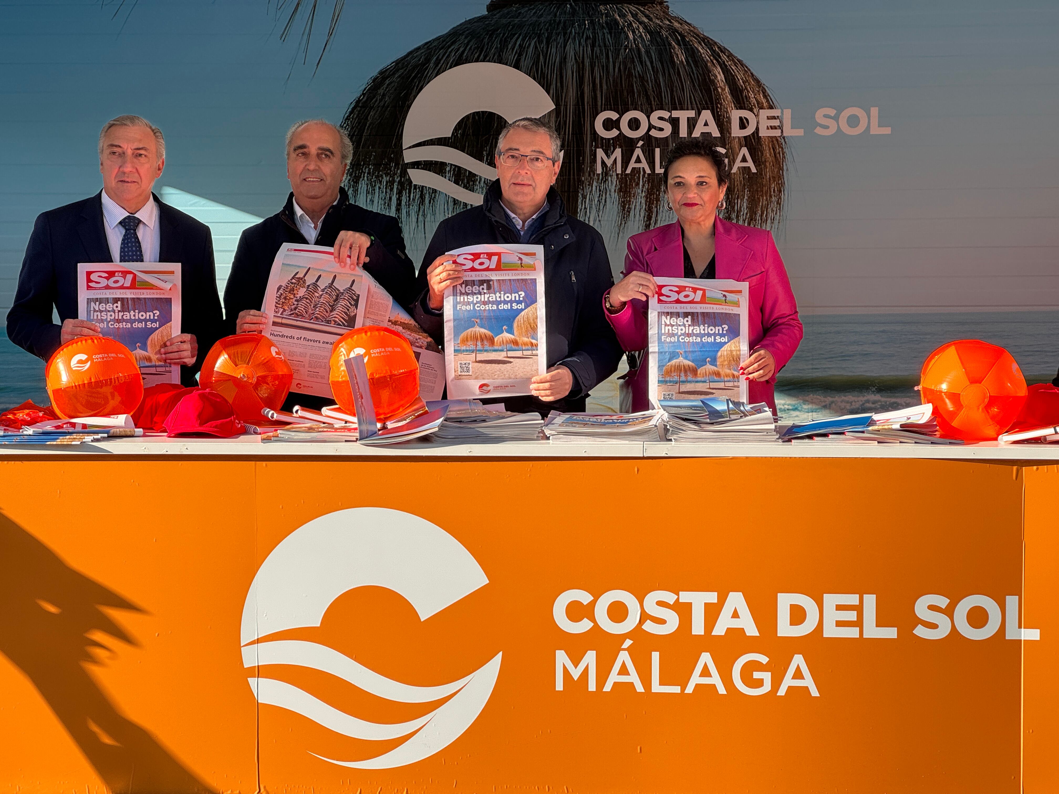 Las autoridades de Turismo Costa del Sol en la promoción que se realiza en el centro de Londres