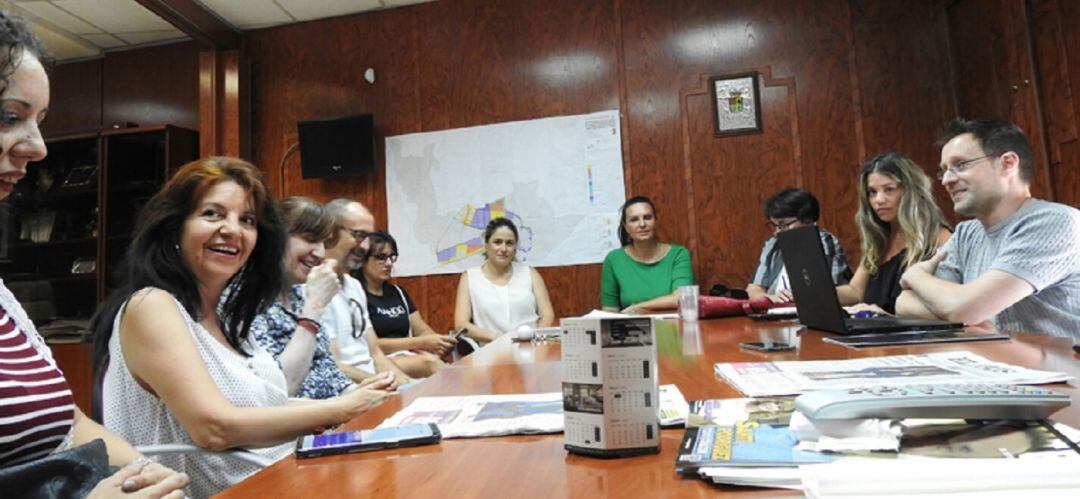 Pretenden mantener estos contactos bilaterales a lo largo de toda la legislatura