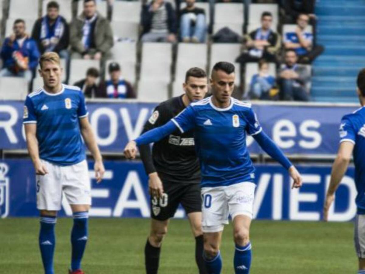 El Málaga sestea en Oviedo