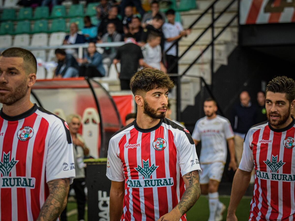 El Zamora viaja a Burgos con la obligación de ganar al colista