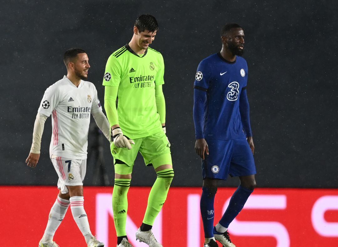 Thibaut Courtois junto a su compañero Eden Hazard