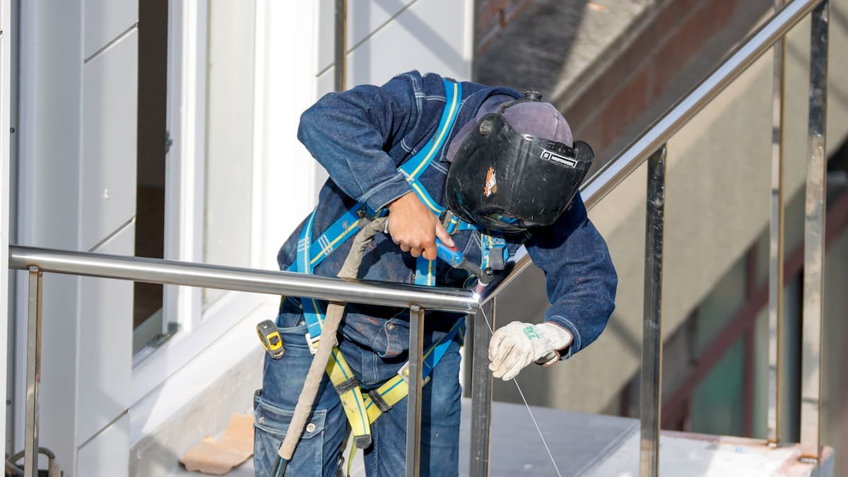 La CEOE recibe 140 denuncias en su polémico buzón contra el absentismo y las bajas fraudulentas en Canarias