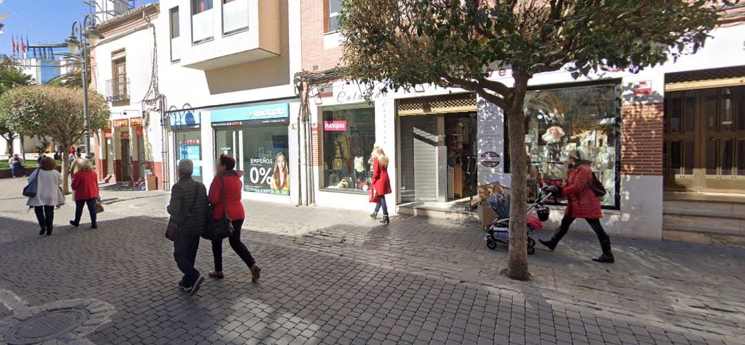 Los municipios también apuestan por la peatonalización de vías urbanas. La calle Madrid de Getafe es desde hace años un ejemplo. 