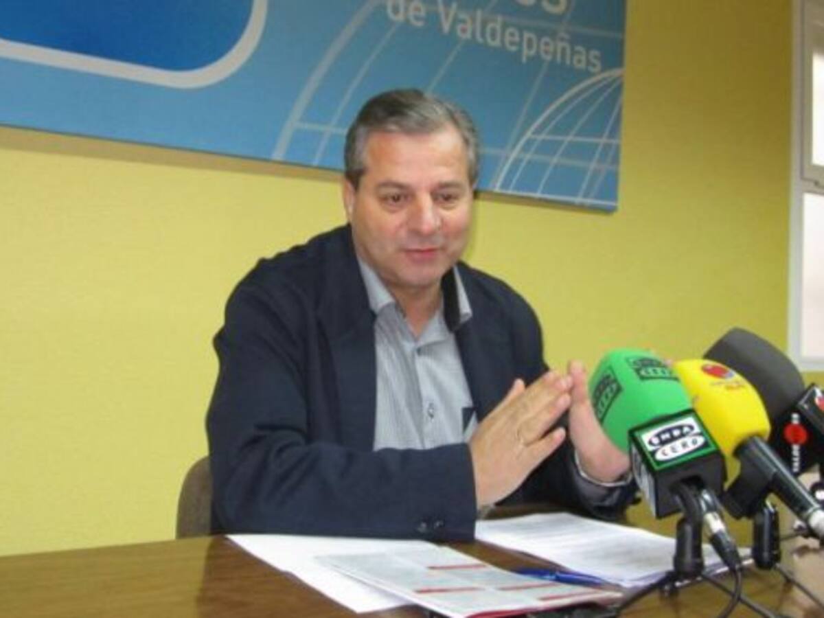 El fiscal pide más de 1 año de prisión para el presidente del PP de Valdepeñas por 'falsedad documental'