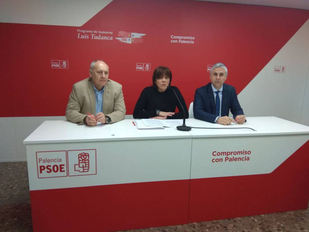 El PSOE pide respuestas a la consejera sobre la caótica situación sanitaria de la provincia