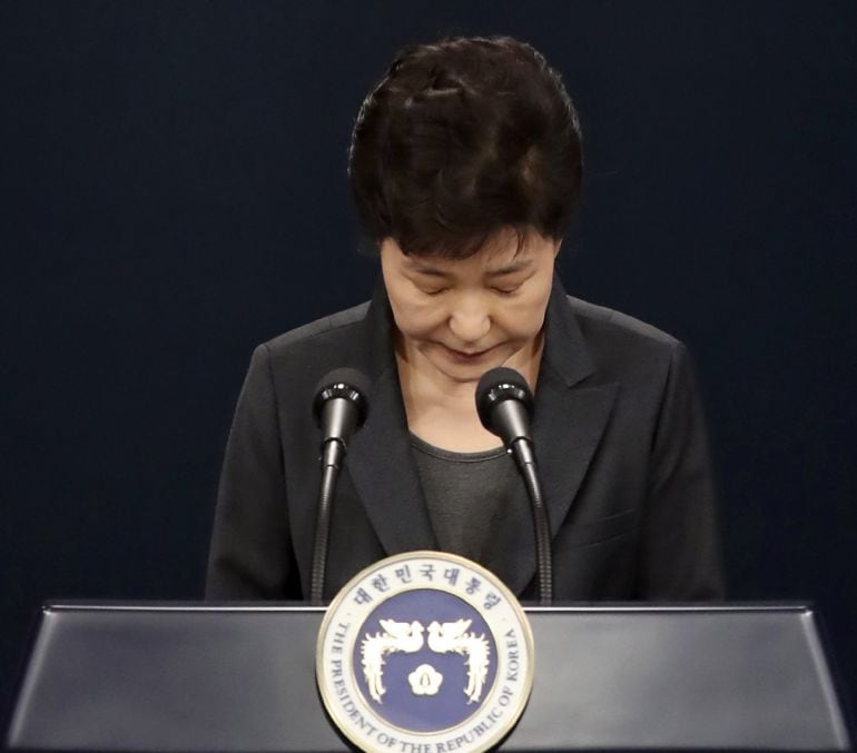 La presidenta surcoreana, Park Geun-hye, implicada en el mayor escándalo político de los últimos años en este país asiático, ofrece disculpas a la nación 