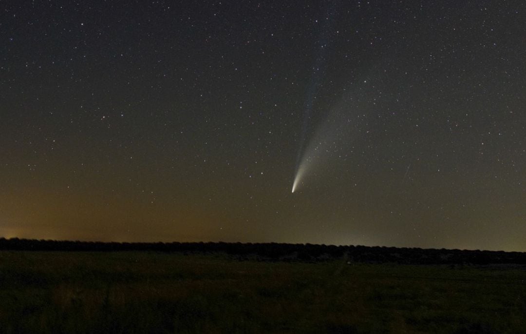 Fotografía del cometa Neowise realizada en julio de 2020.