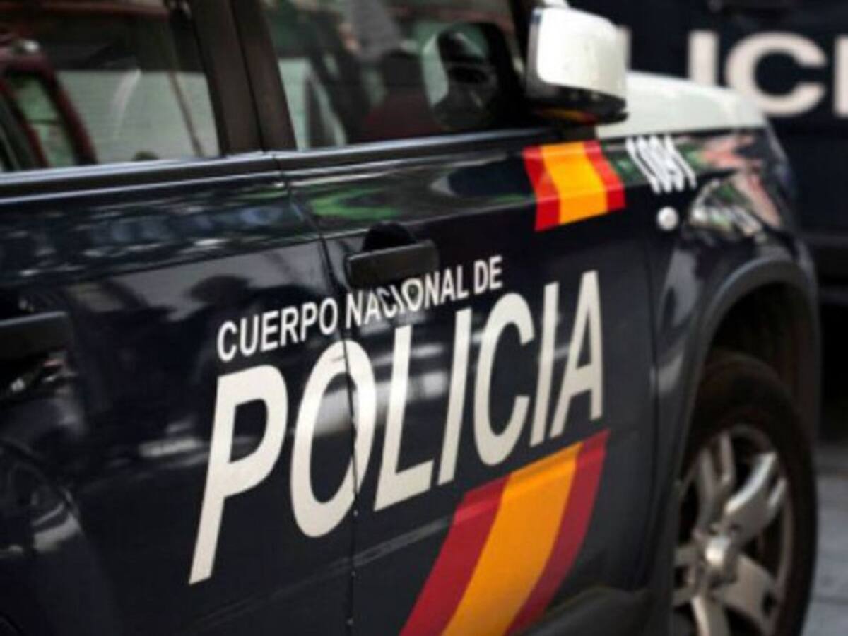 Detenida una mujer que robó más de 12.000 euros y un reloj de lujo a su pareja
