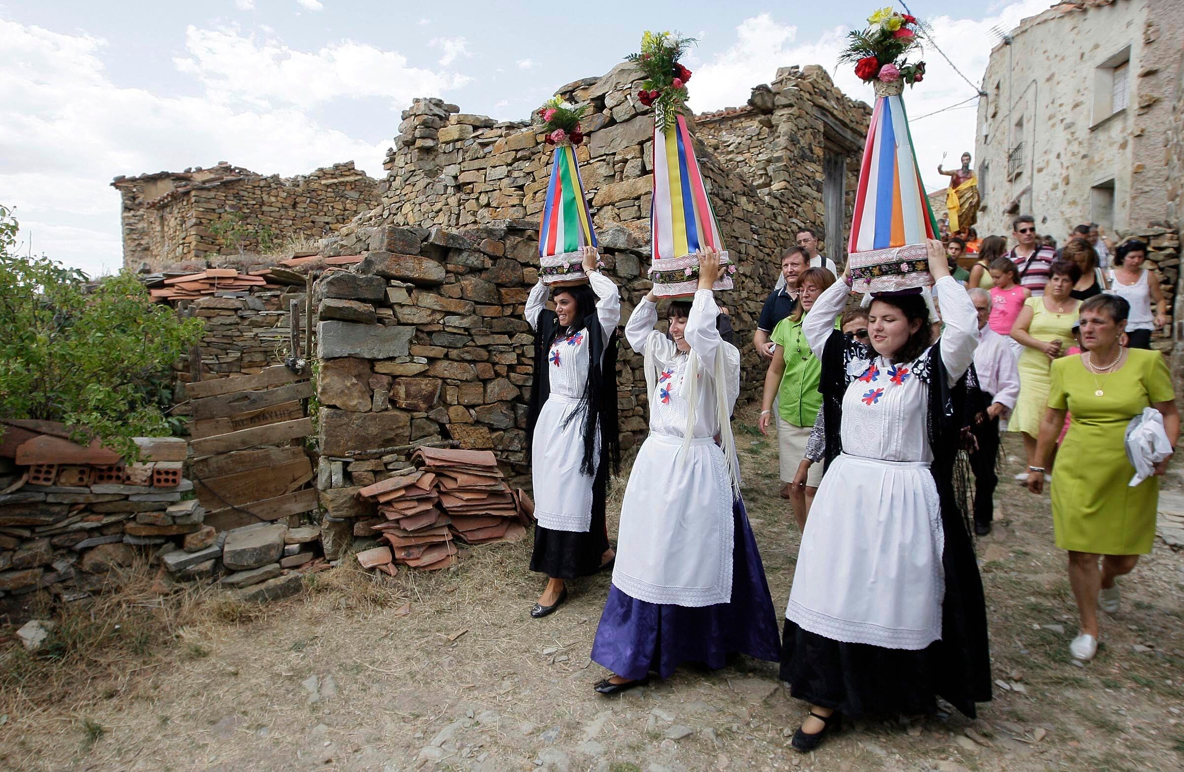 Fiesta de las Móndidas en Sarnago.