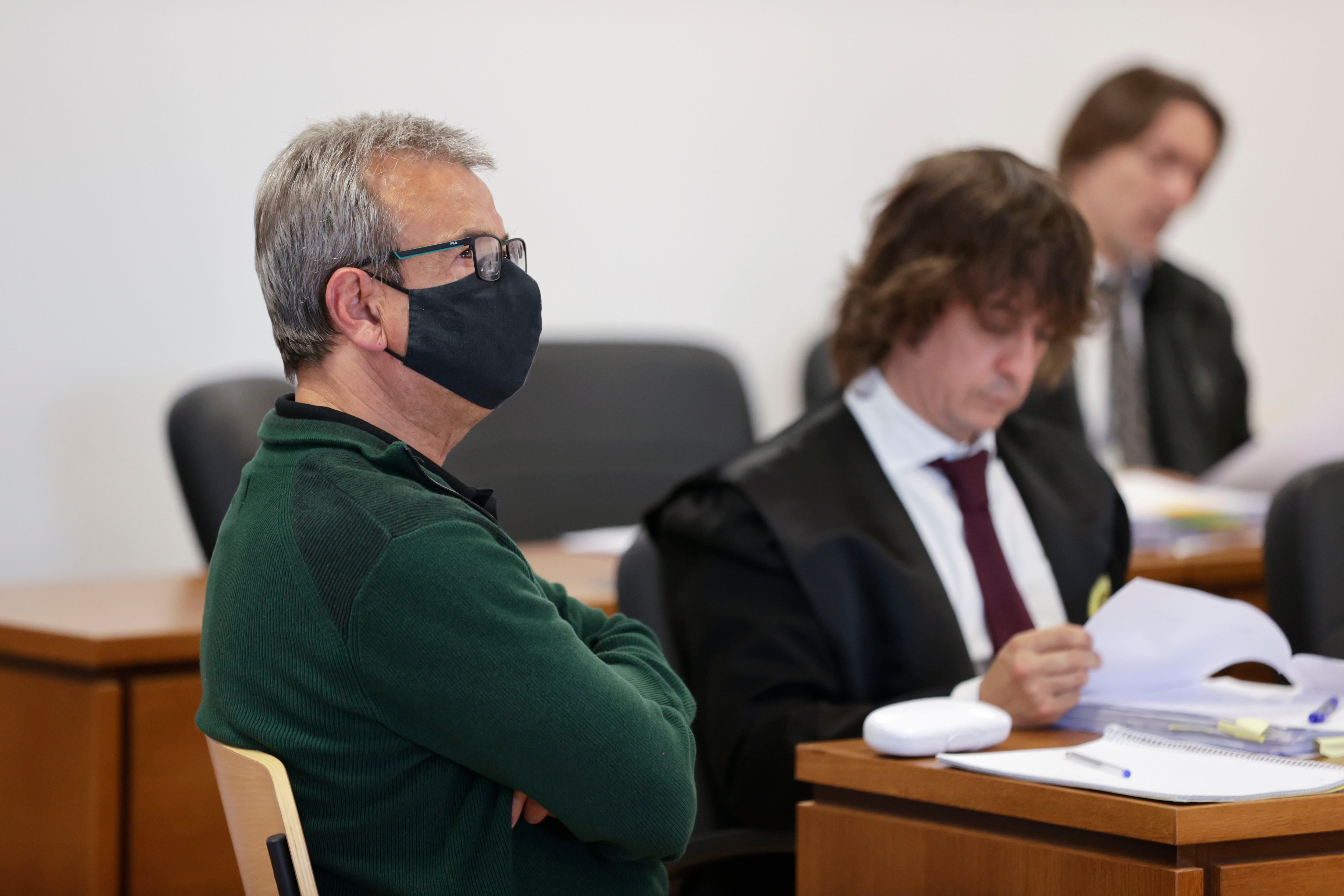 GRAF4111. A CORUÑA, 05/06/2023.- Primera sesión del juicio contra un hombre que supuestamente asesinó a otro con 18 puñaladas en el Barrio de las Flores de A Coruña el 23 de septiembre de 2021, por lo que la Fiscalía pide 21 años de prisión.EFE/ Cabalar
