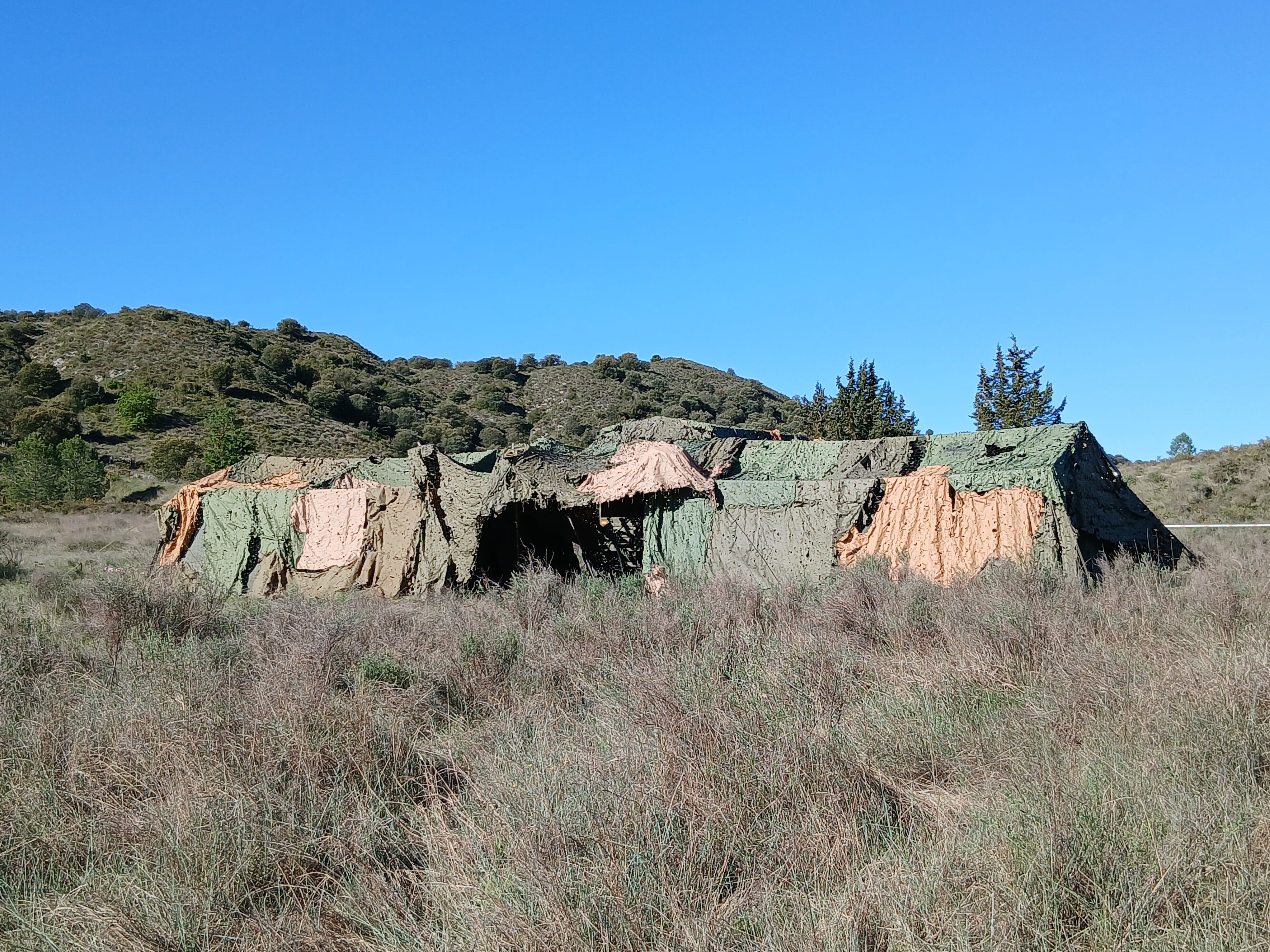 Ejercicio militar en Las Baldorrias en Barbastro