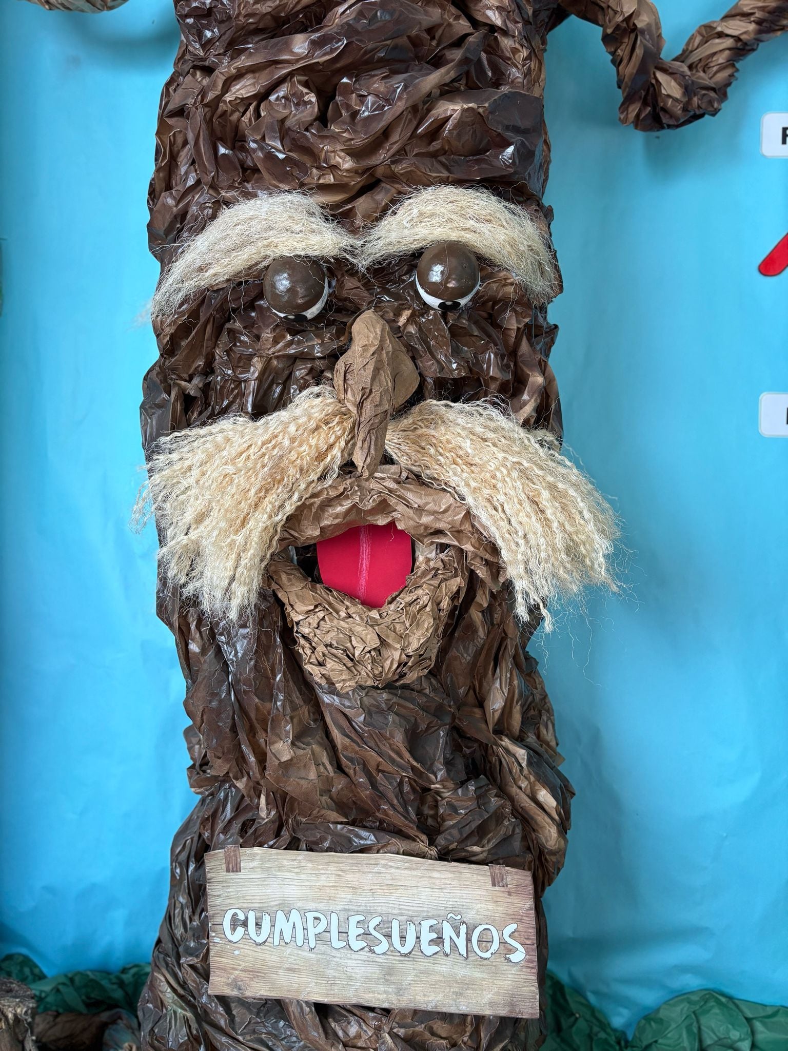 Árbol "Cumplesueños" del CEIP Cardenal Spínola