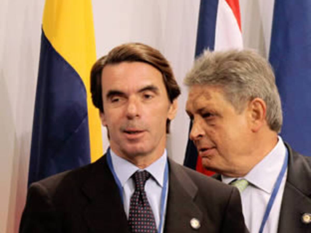 Aznar, valedor de Murdoch ante Cameron