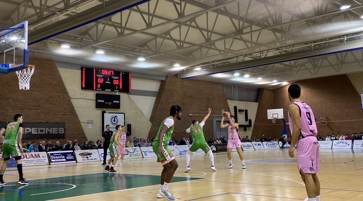 El conjunto berciano tuvo opciones a la victoria.