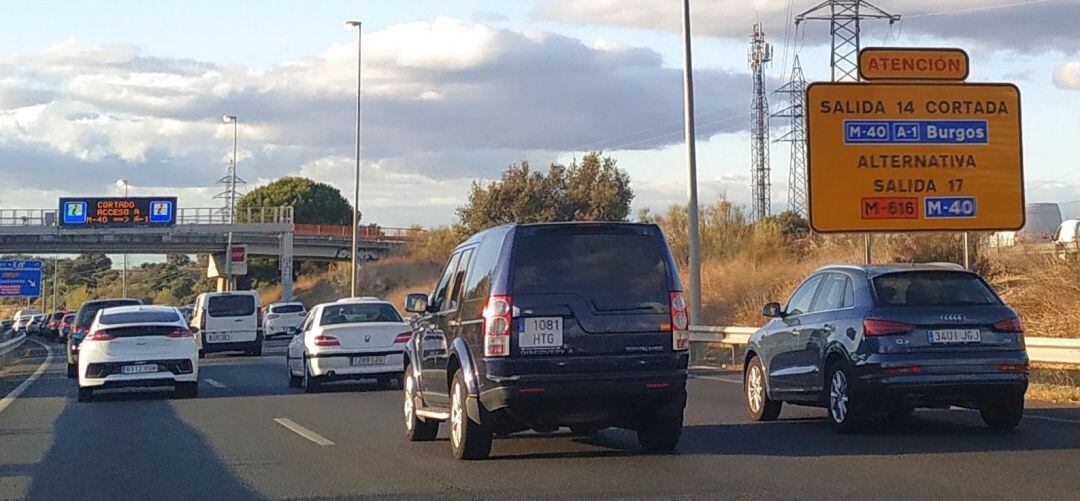 Atascos en el acceso a Madrid desde la M-607