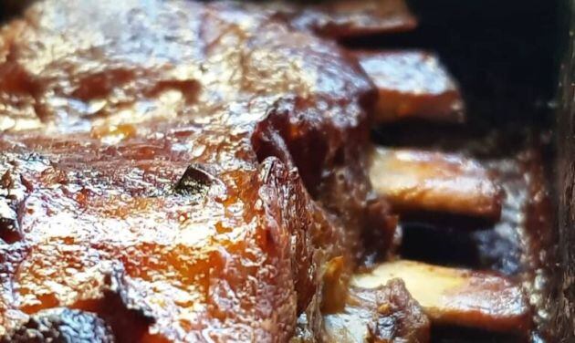 Costelles a la barbacoa