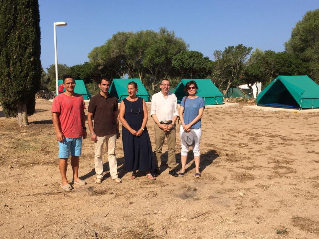 El campament de Biniparratx torna a estar operatiu.