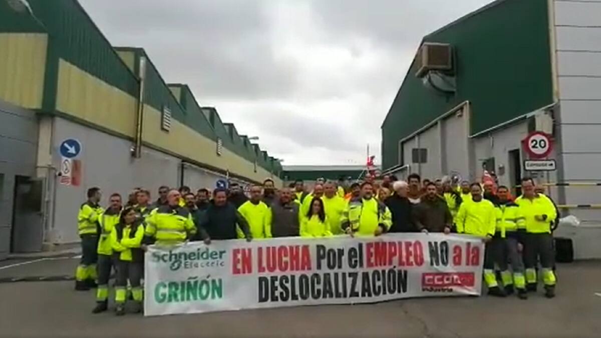 Trabajadores de Schneider Griñón quieren ‘inundar’ con cartas de apoyo la dirección de la empresa y el gobierno regional