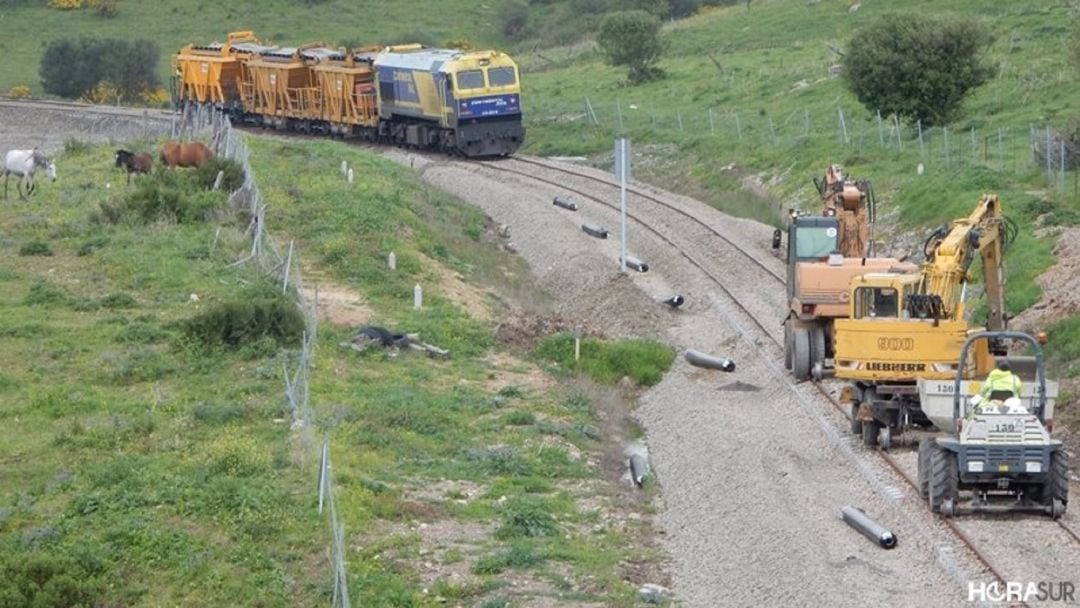 Obras en el tramo ferroviario Algeciras-Bobadilla