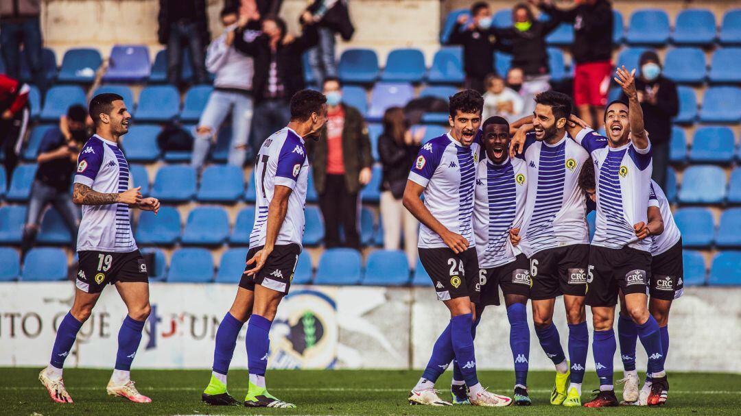 Los jugadores del Hércules en el Rico Pérez