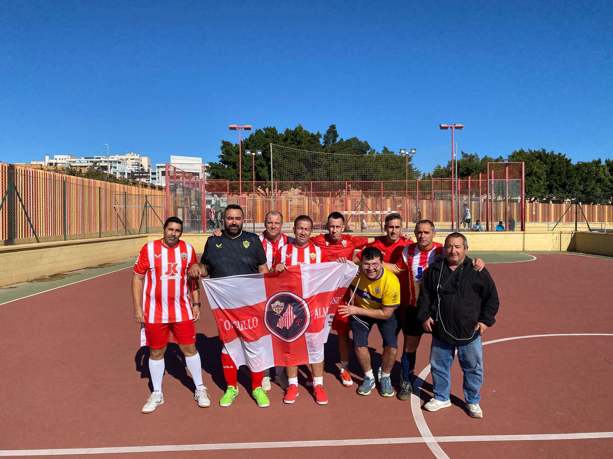 Almería por bandera, siempre.