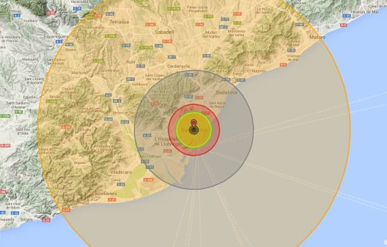 Simulación de una explosión nuclear de 10 megatones sobre Barcelona.