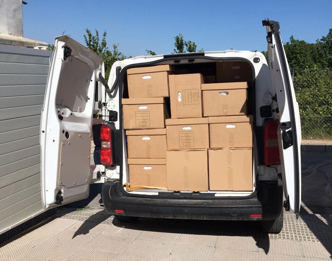 2.200 mascarillas han llegado este lunes al hospital Morales Meseguer gracias a la colaboración ciudadana