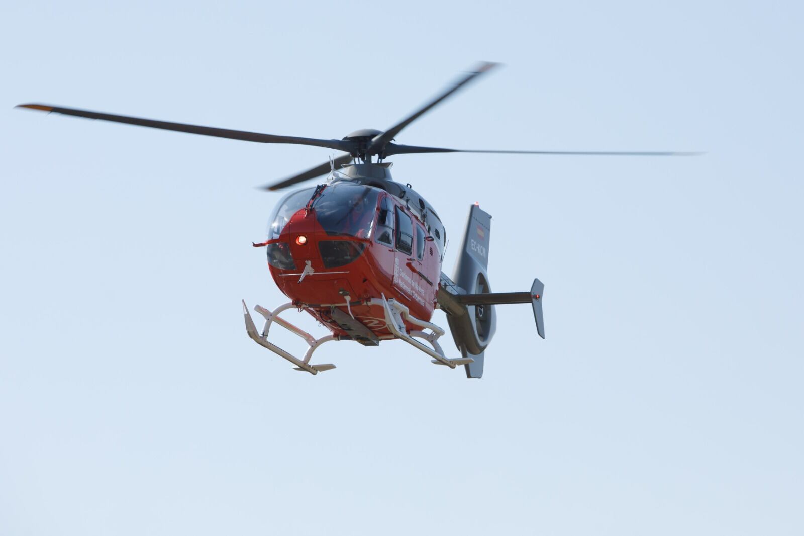 Helicóptero de rescate de SOS Navarra