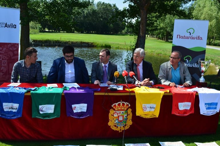 Acto de presentación de la XLIII edición de la Vuelta Ciclista a Ávila