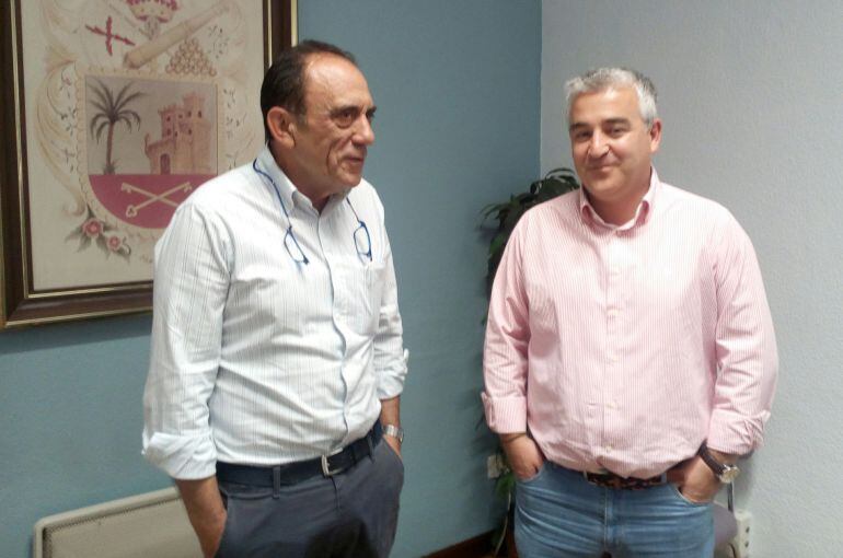 Concejal de Agricultura y el Presidente de la Asociación Agricultores