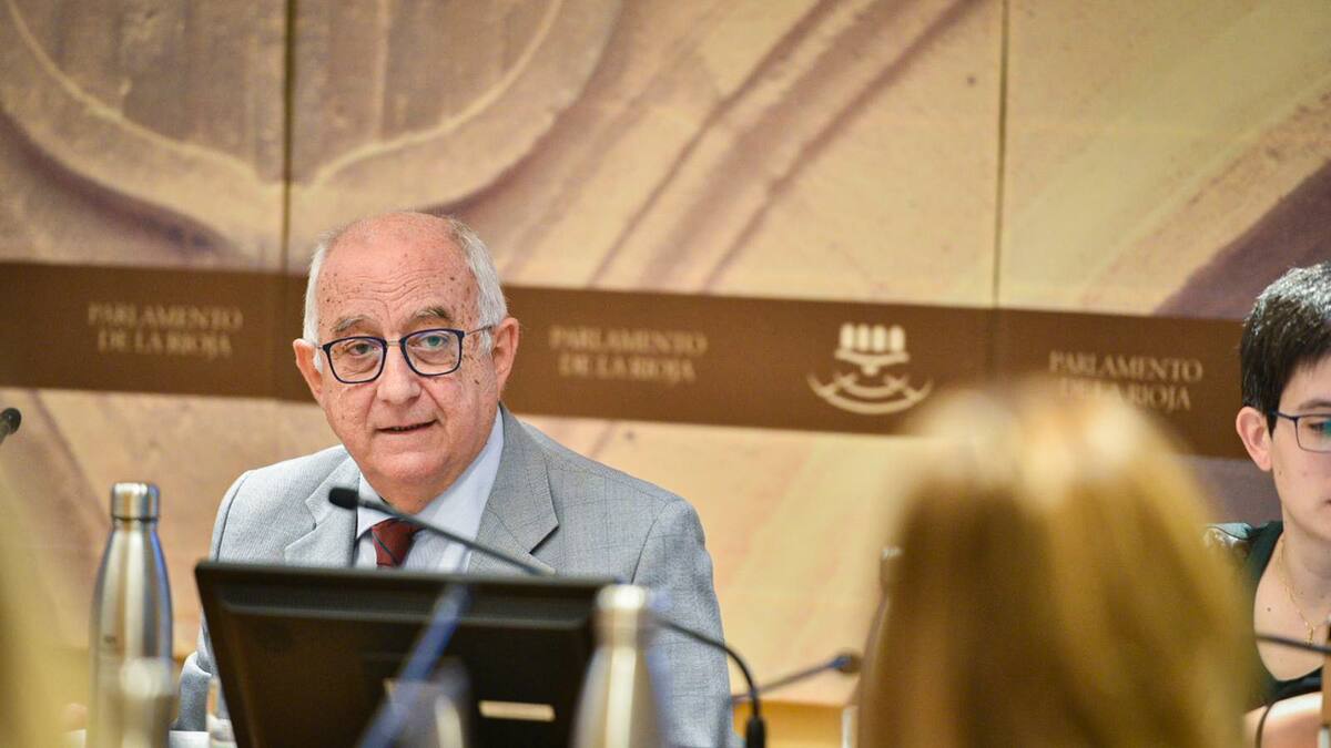 Entrevista al consejero de Educación de La Rioja, Pedro Uruñuela